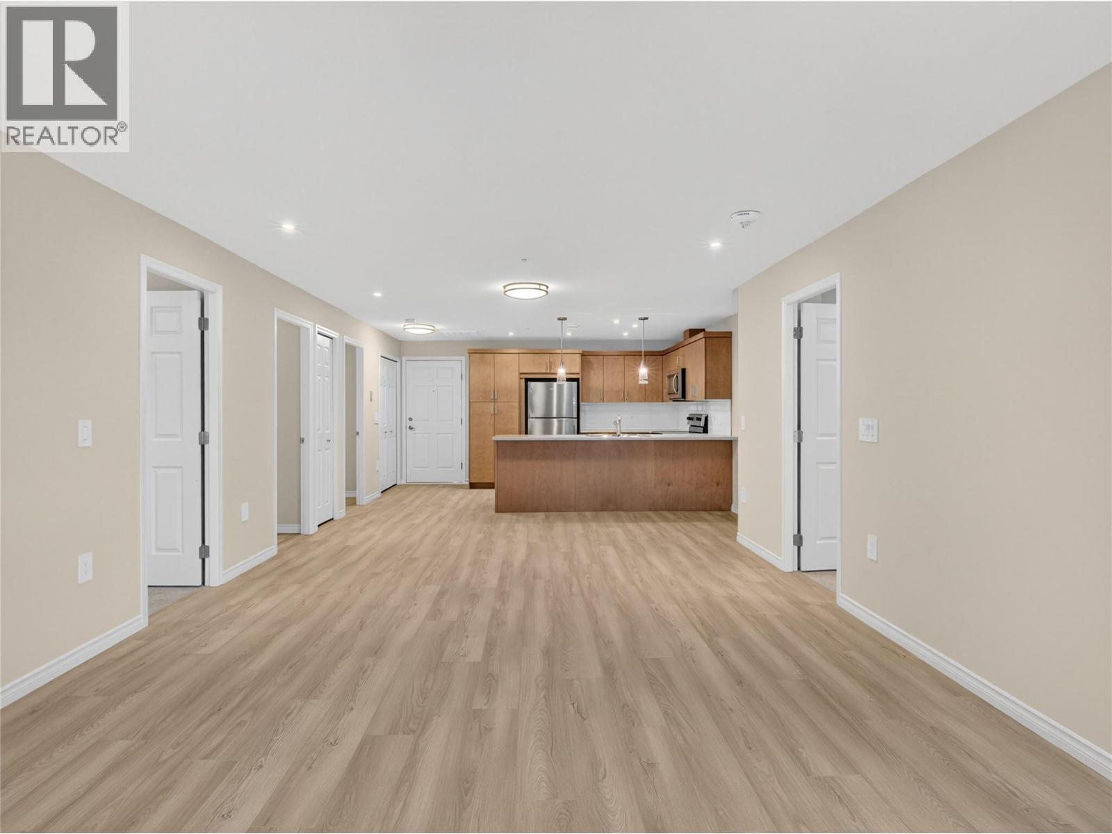 3362 SKAHA LAKE Road Unit# 1004, Penticton