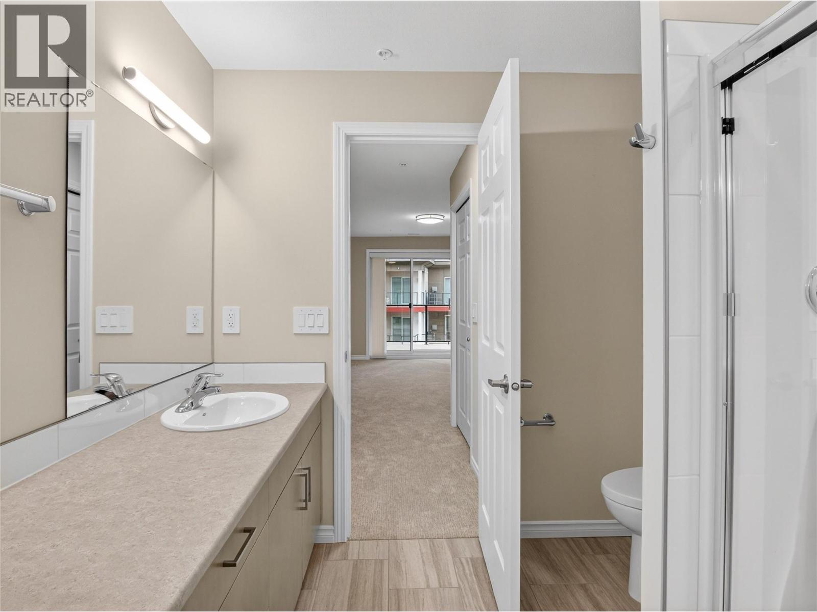 3362 SKAHA LAKE Road Unit# 1004, Penticton