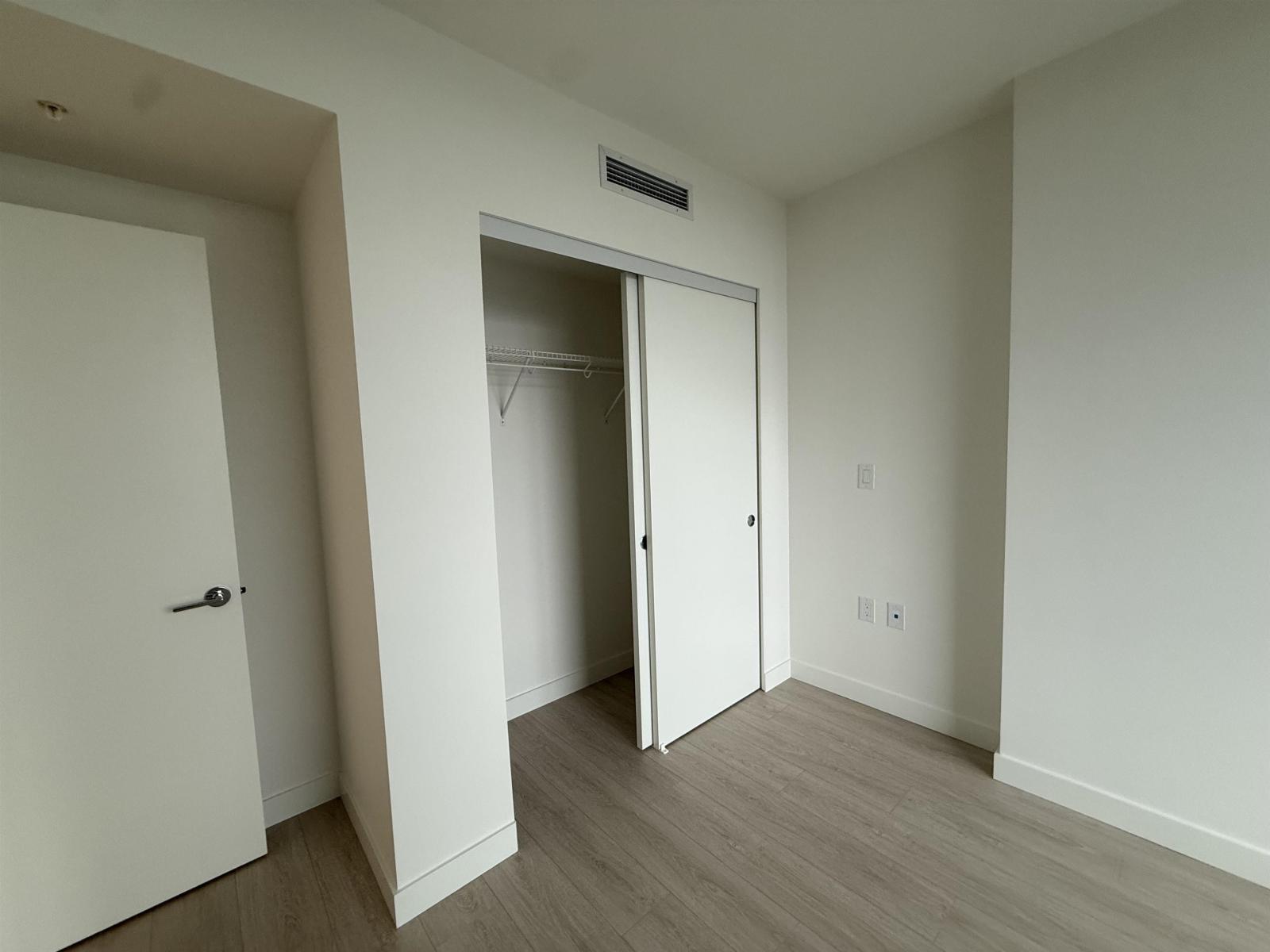 25** 13675 107A AVENUE, Surrey