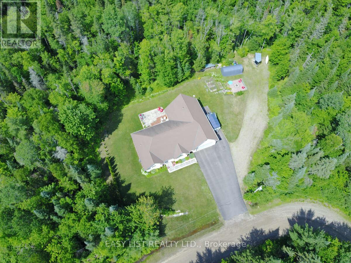 110 MONCK SQUARE - Photo 4 of 25, Laurentian Hills, Ontario