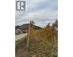 5803 Lewes Avenue, Summerland