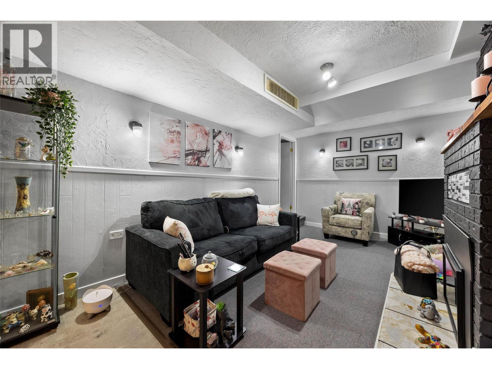 820 Ollek Street, Kamloops