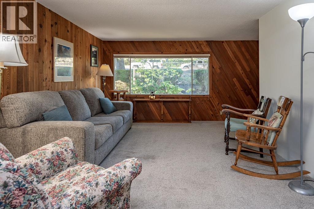 205 6th Avenue, Castlegar