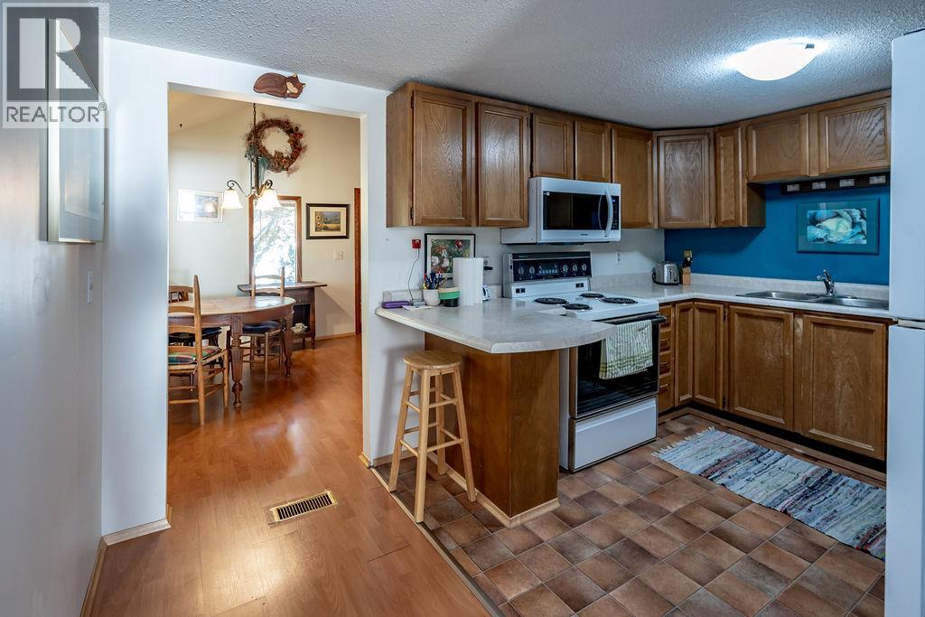205 6th Avenue, Castlegar