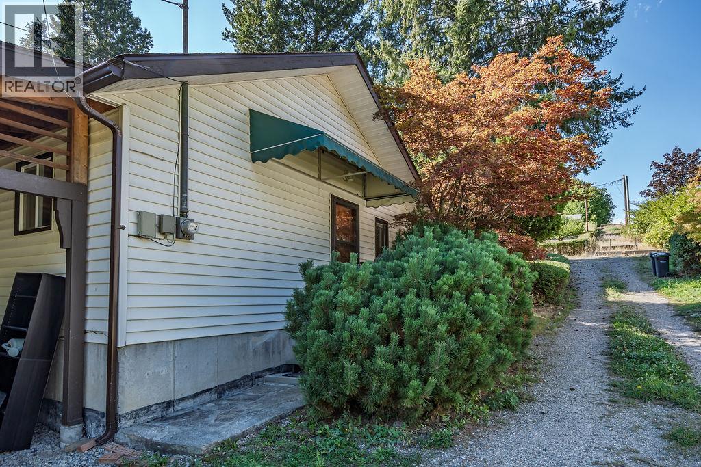 205 6th Avenue, Castlegar
