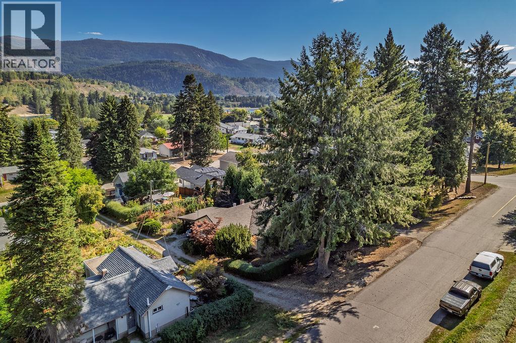 205 6th Avenue, Castlegar