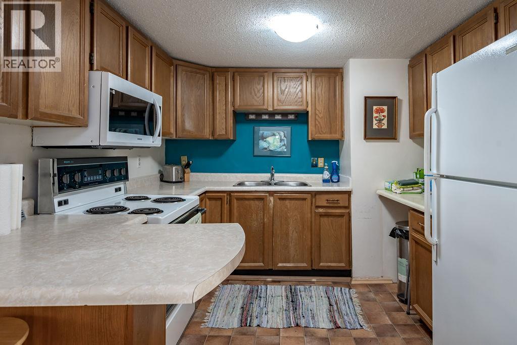 205 6th Avenue, Castlegar