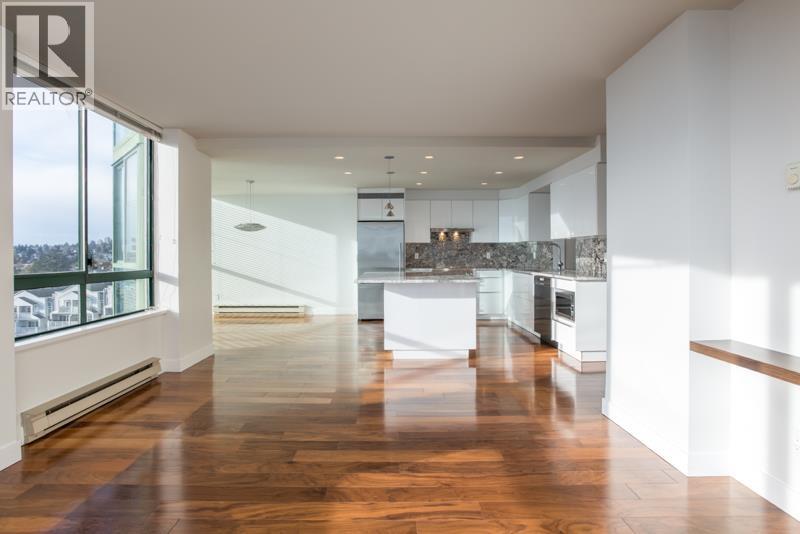 803 121 TENTH STREET, New Westminster