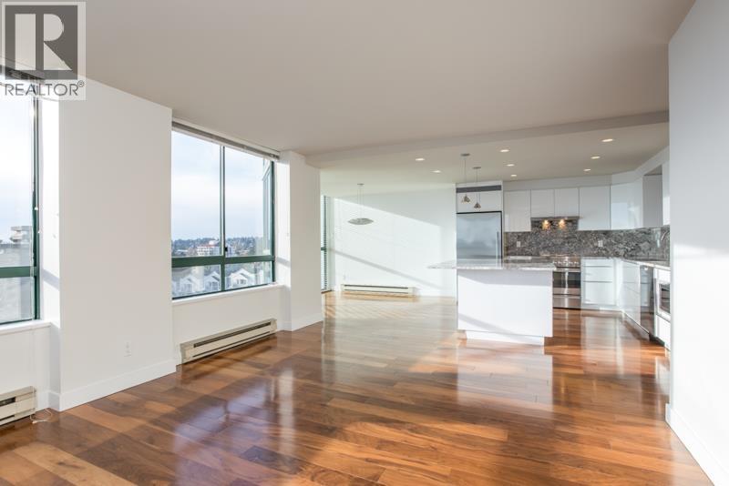 803 121 TENTH STREET, New Westminster