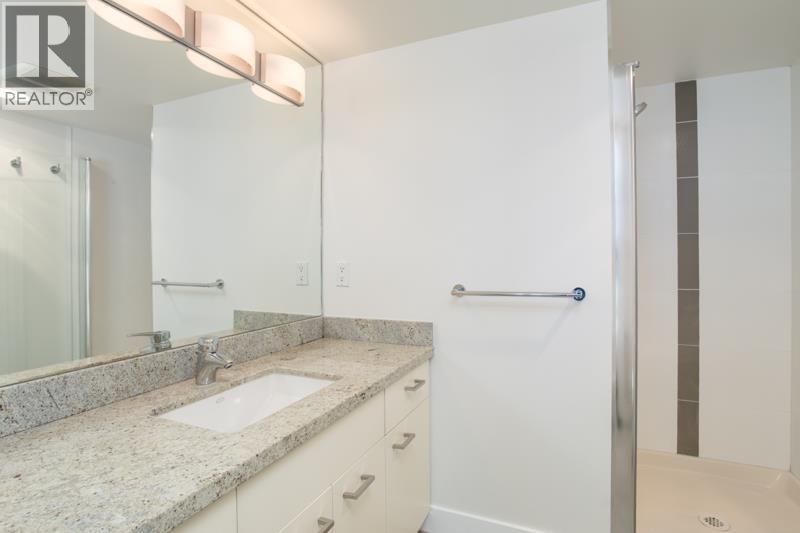 803 121 TENTH STREET, New Westminster