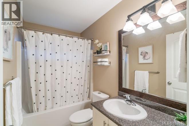 355 Cambie Rd, Nanaimo