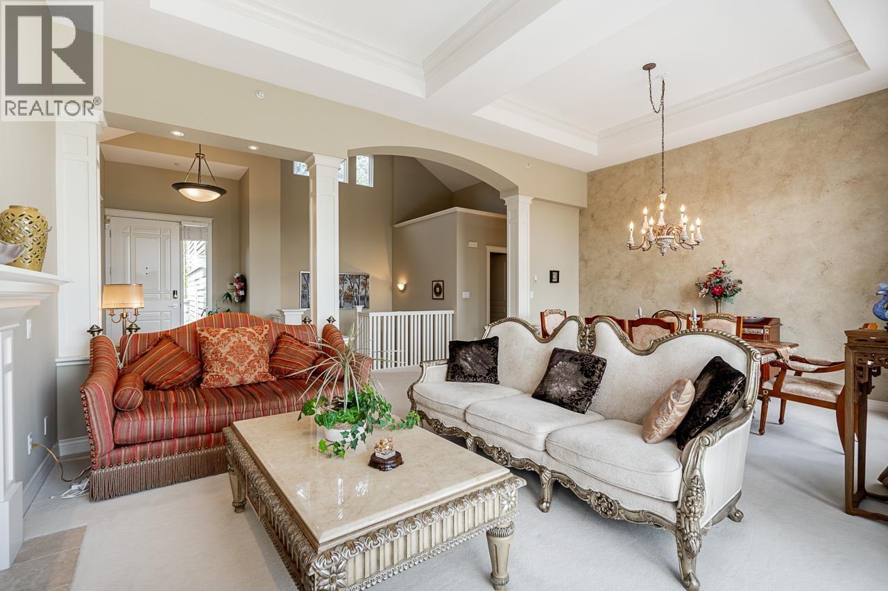 4918 EDENDALE LANE, West Vancouver