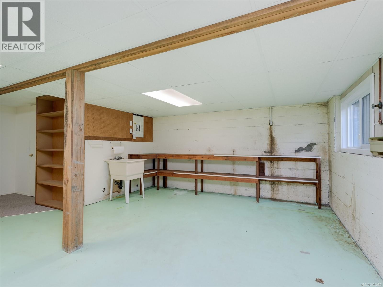 4220 Wakefield Pl, Saanich