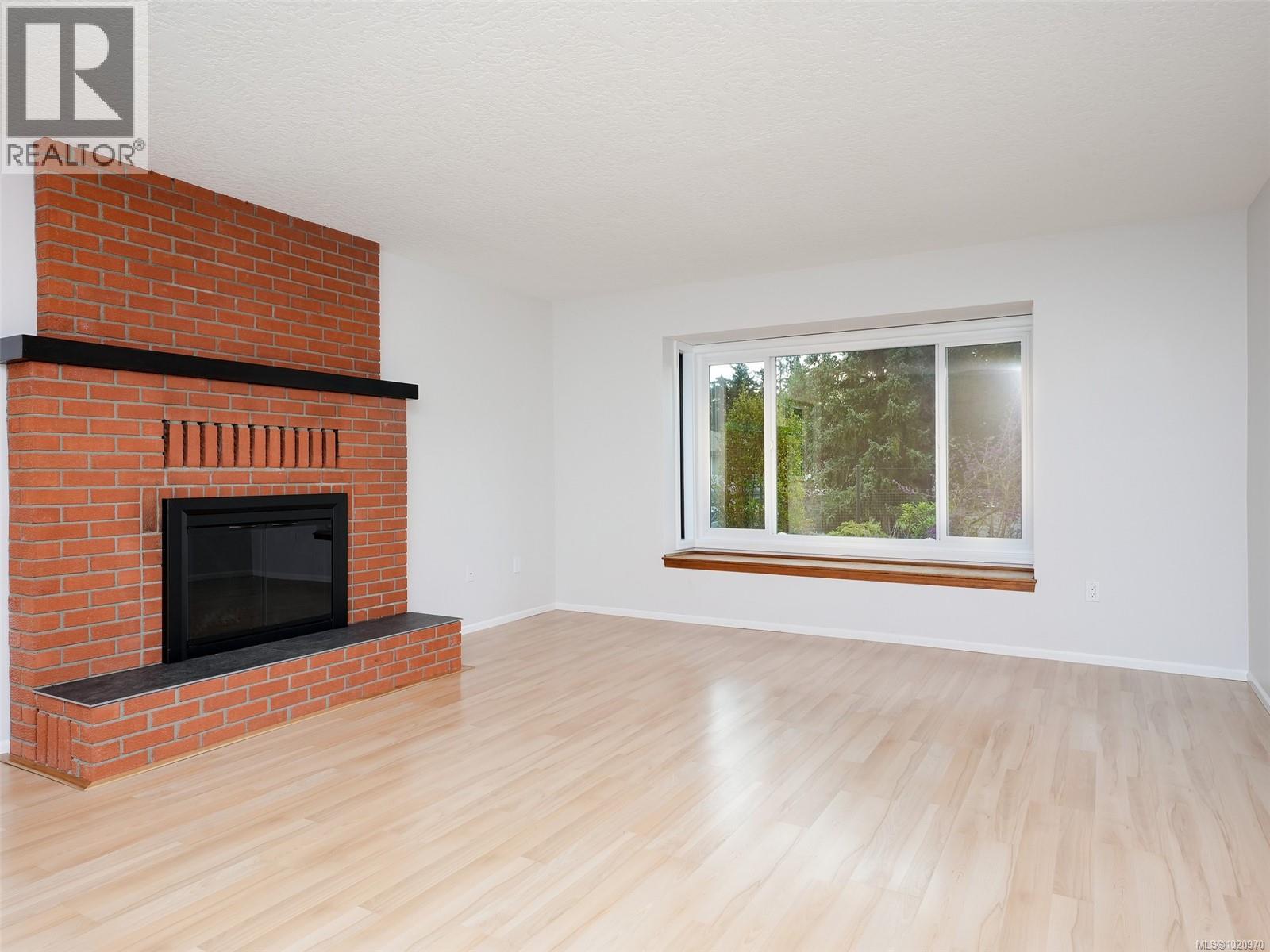 4220 Wakefield Pl, Saanich