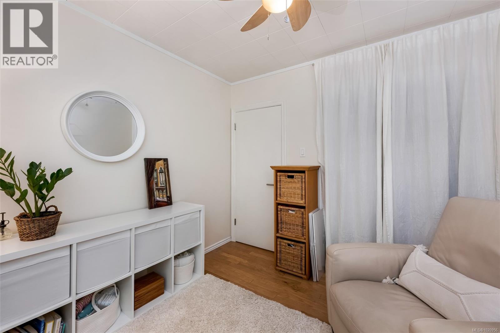 4386 Chartwell Dr, Saanich