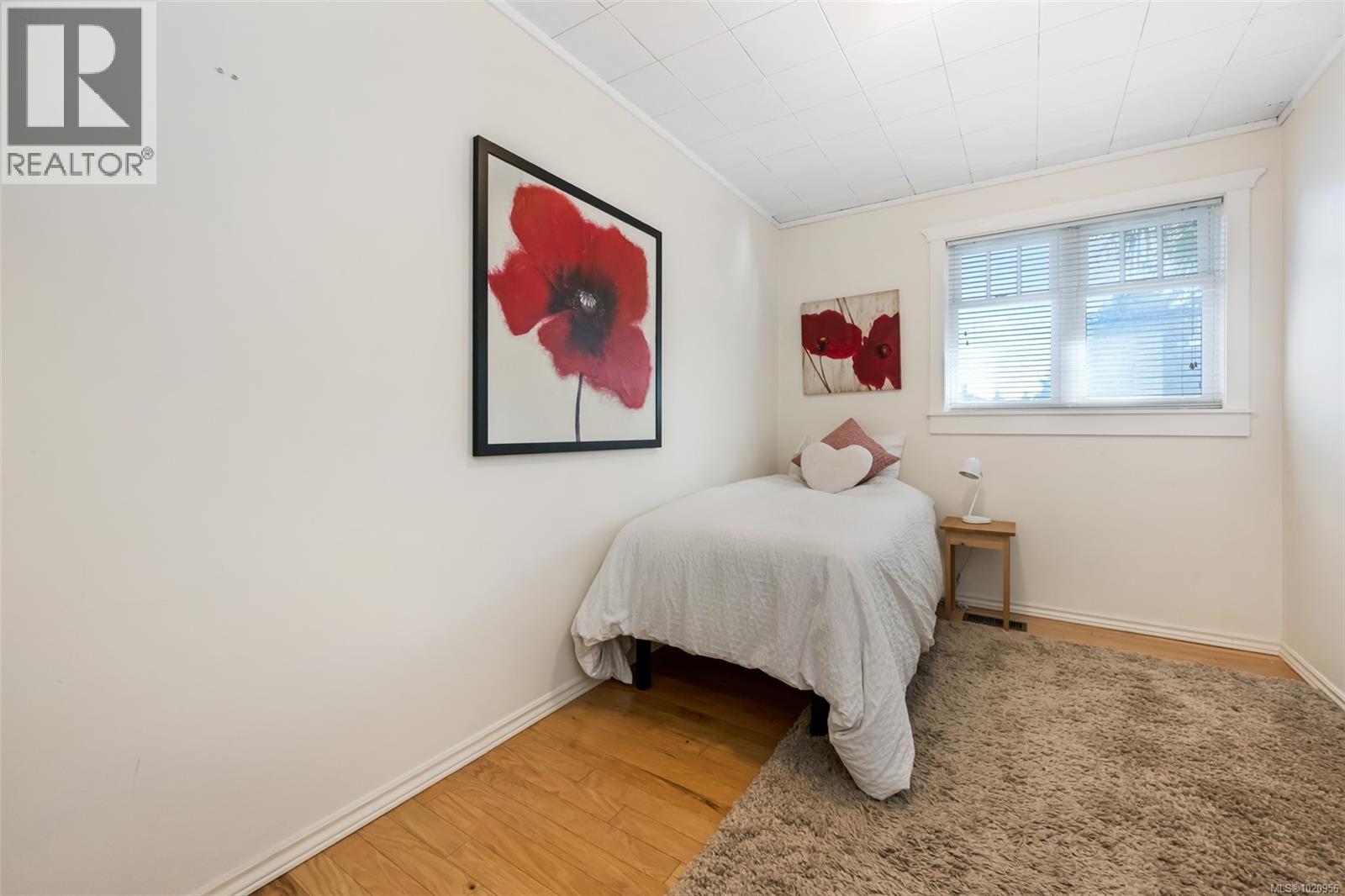 4386 Chartwell Dr, Saanich