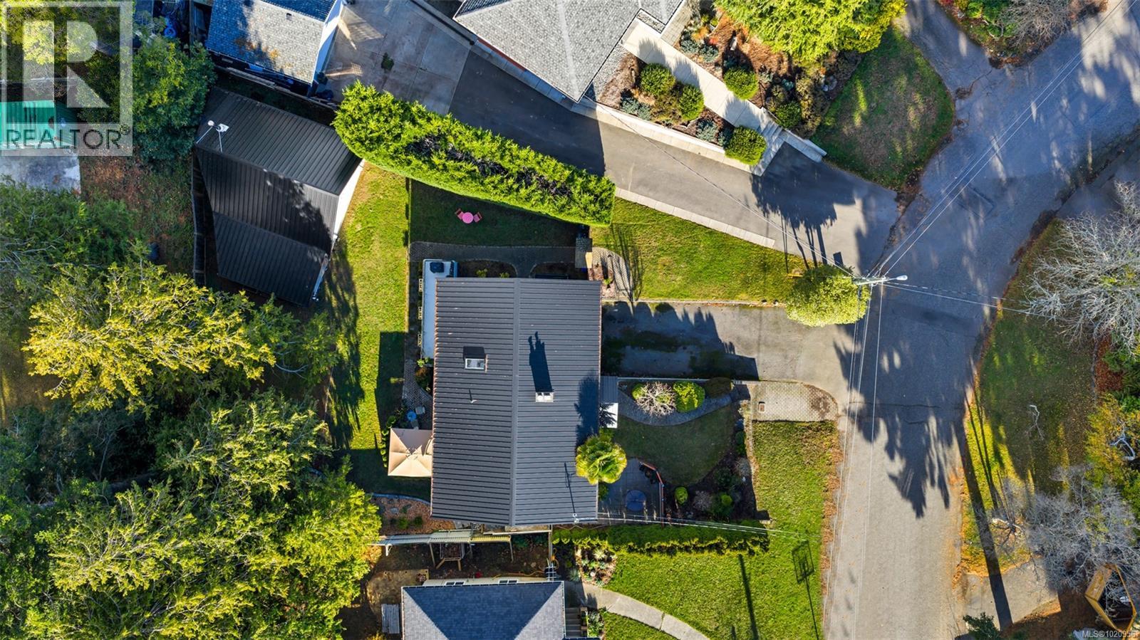 4386 Chartwell Dr, Saanich