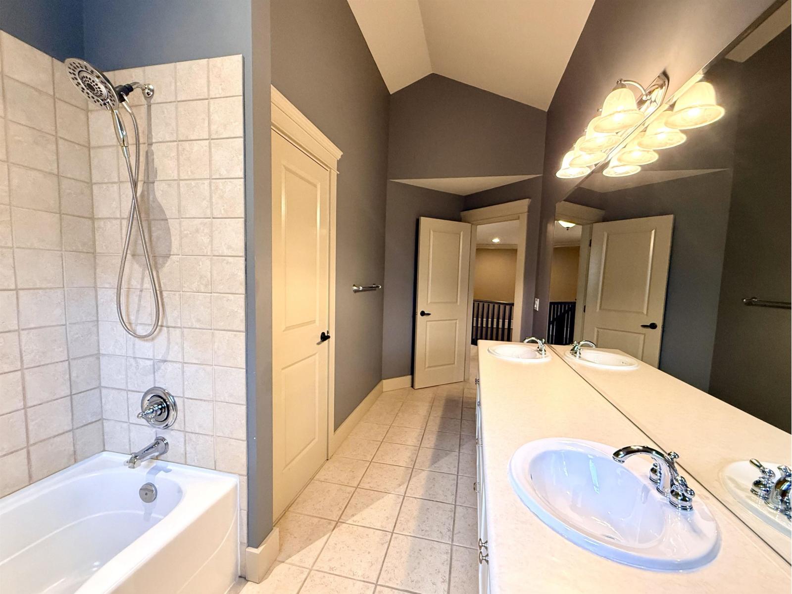 3326 140A STREET, Surrey