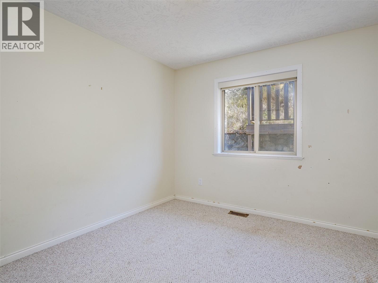  3581 Sun Vista, Langford