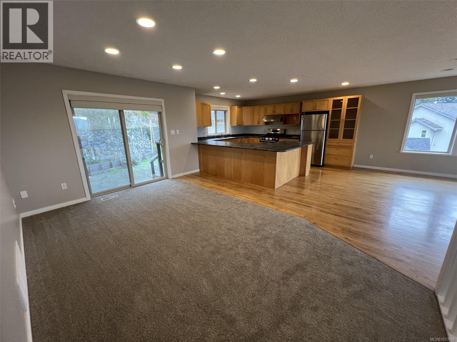  3581 Sun Vista, Langford