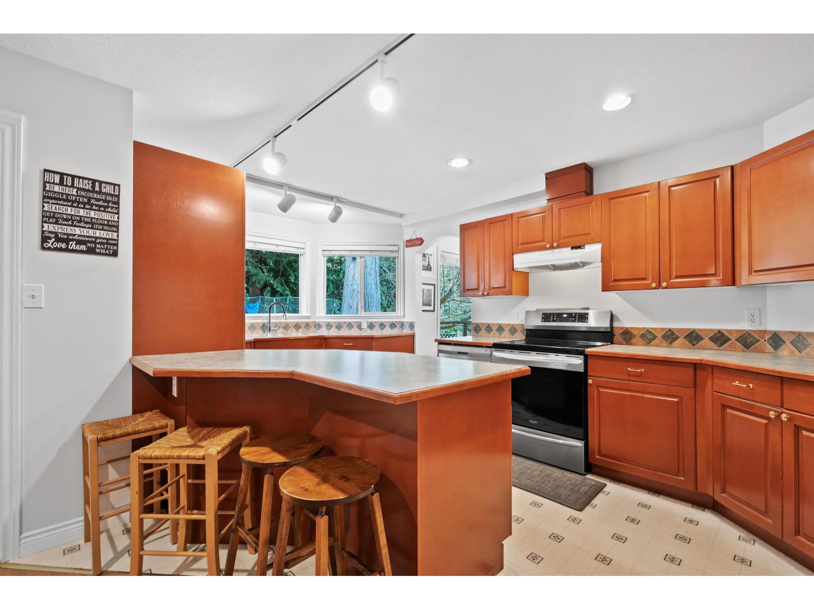 12507 24A AVENUE, Surrey