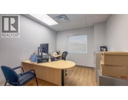 8175 Dallas Drive, Kamloops, BC V2C6X2 Photo 9