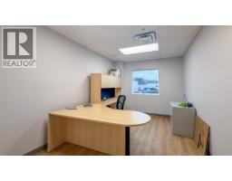8175 Dallas Drive, Kamloops, BC V2C6X2 Photo 10