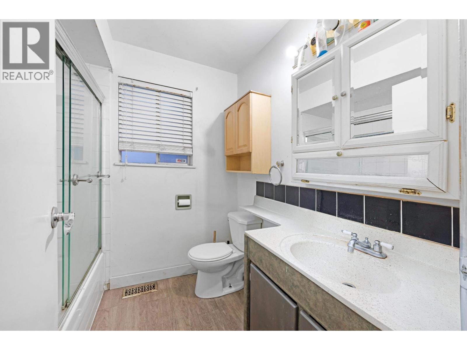 1733 HIE AVENUE, Coquitlam