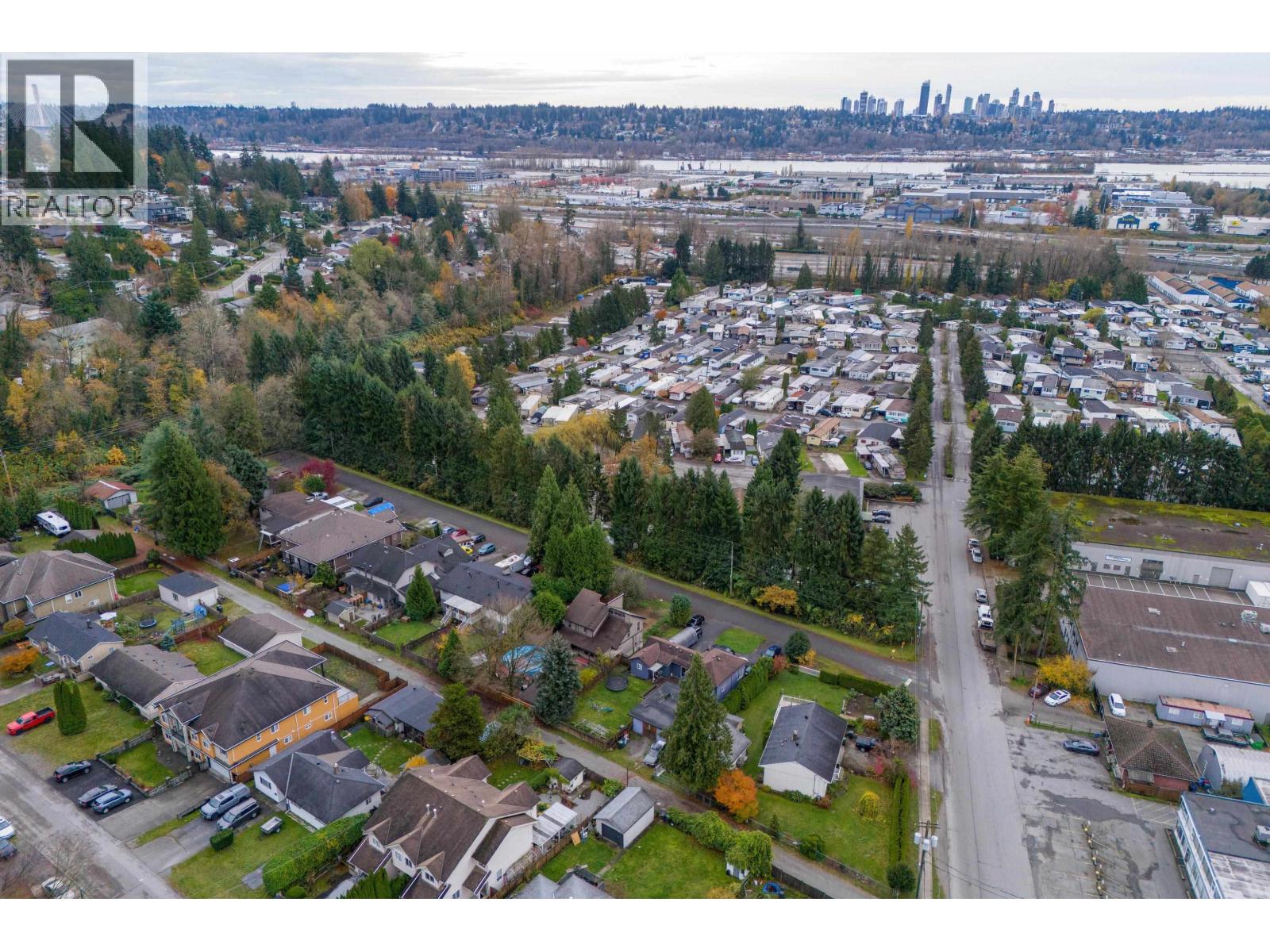 1733 HIE AVENUE, Coquitlam