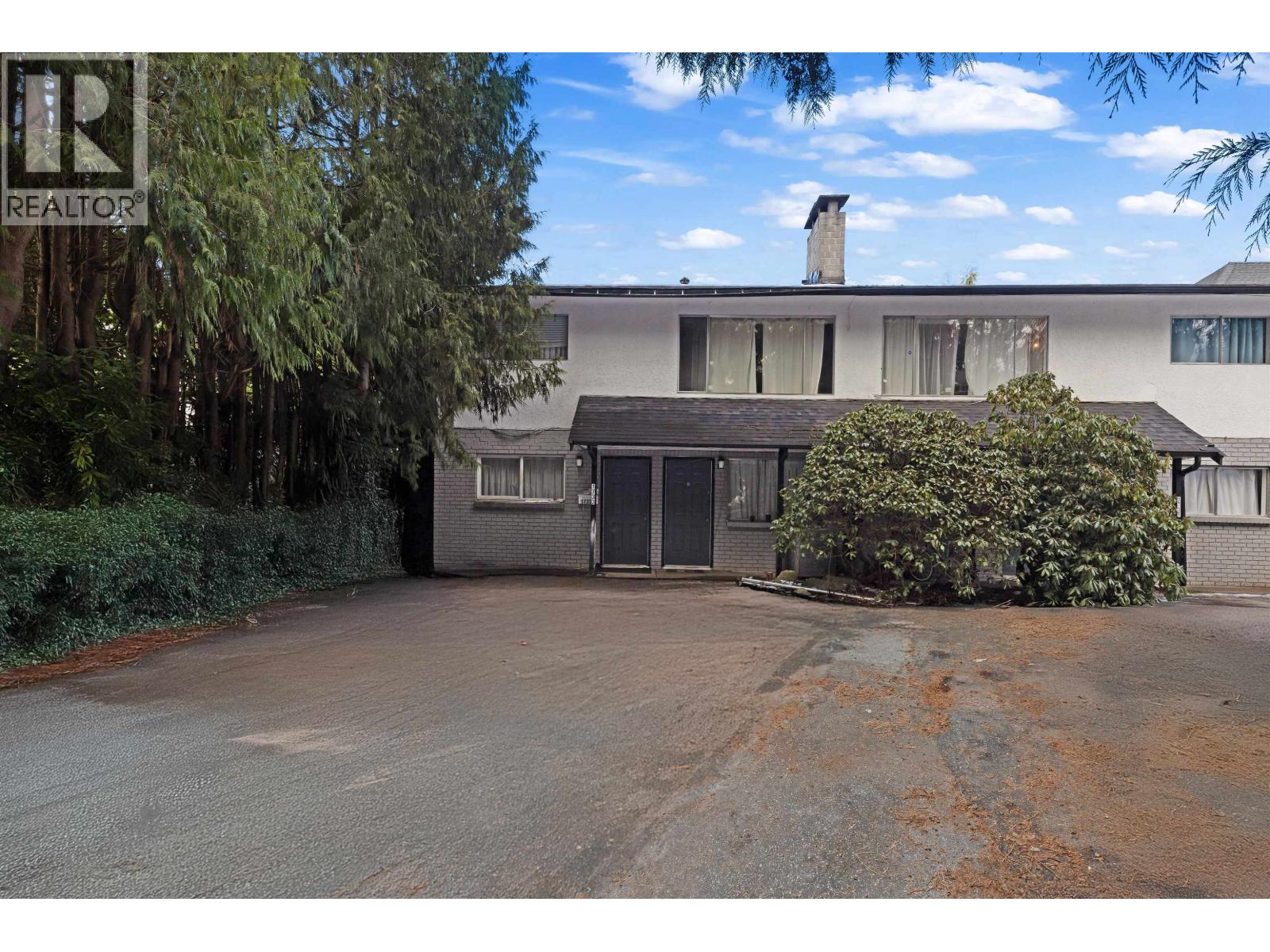 1733 HIE AVENUE, Coquitlam