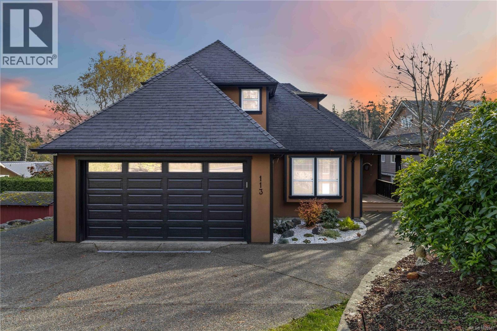 113 Atkins Rd, View Royal