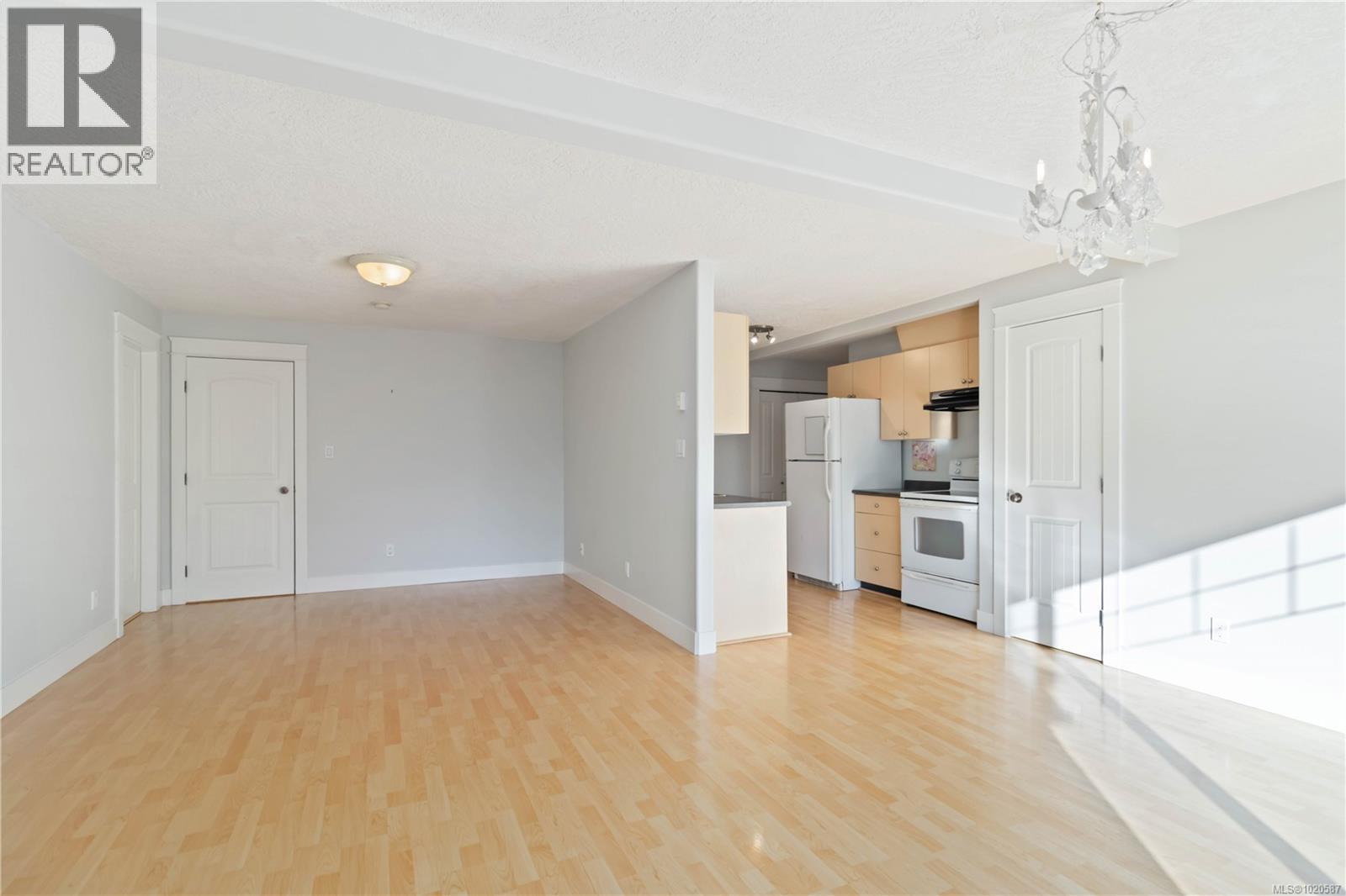 113 Atkins Rd, View Royal