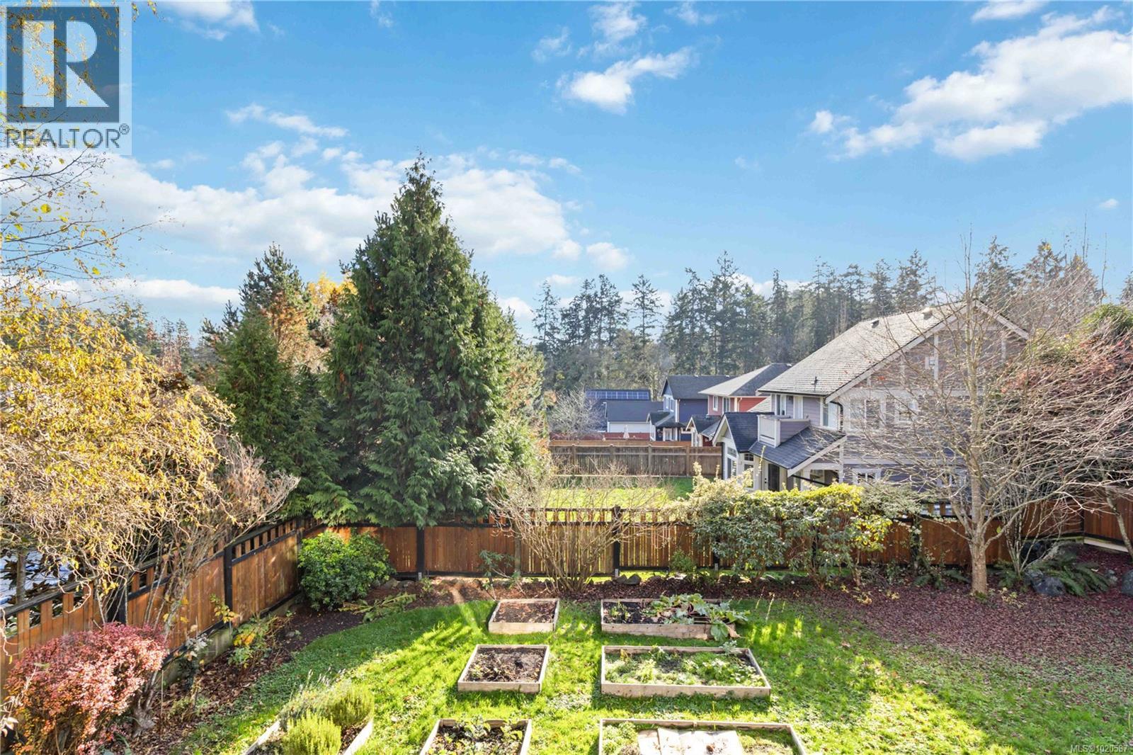 113 Atkins Rd, View Royal