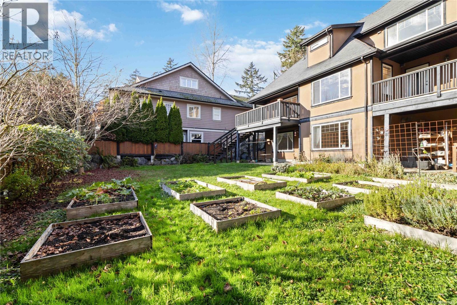 113 Atkins Rd, View Royal