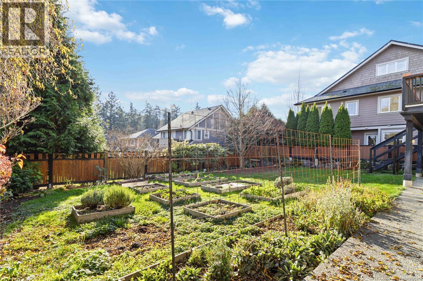 113 Atkins Rd, View Royal