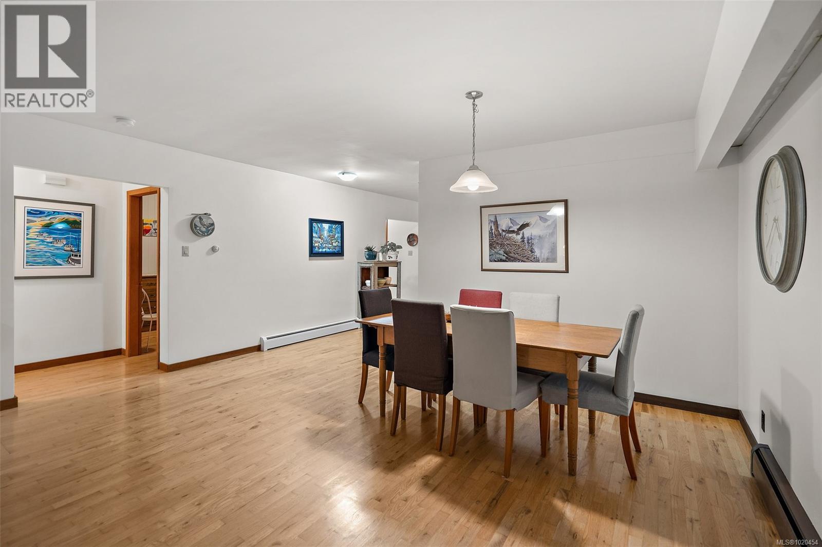 1186 Laurel Rd, North Saanich