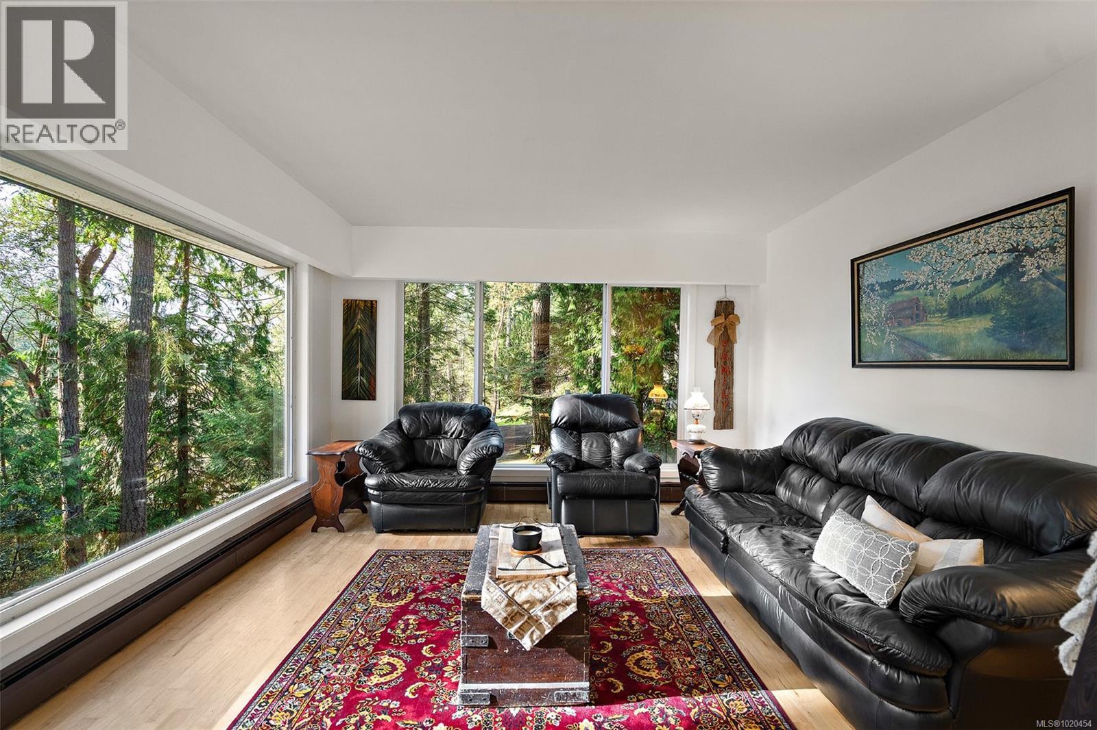 1186 Laurel Rd, North Saanich
