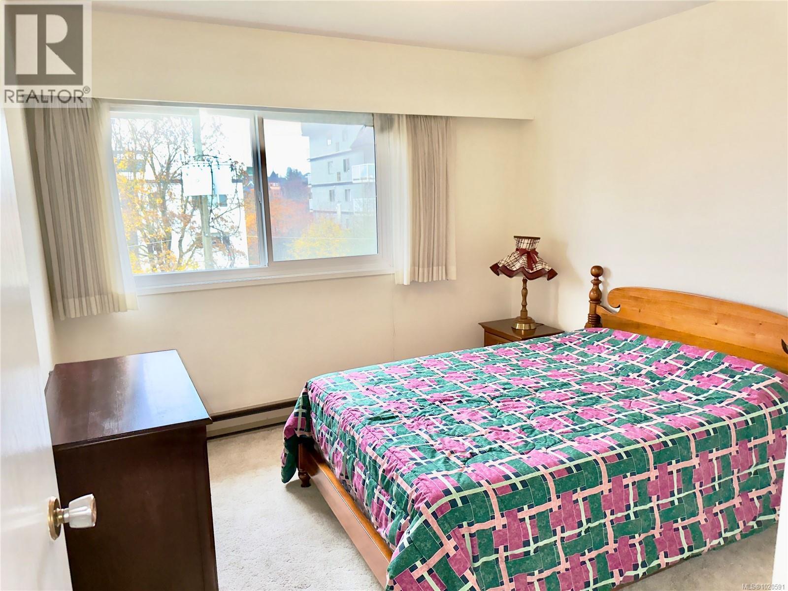 403 1115 Rockland Avenue, Victoria