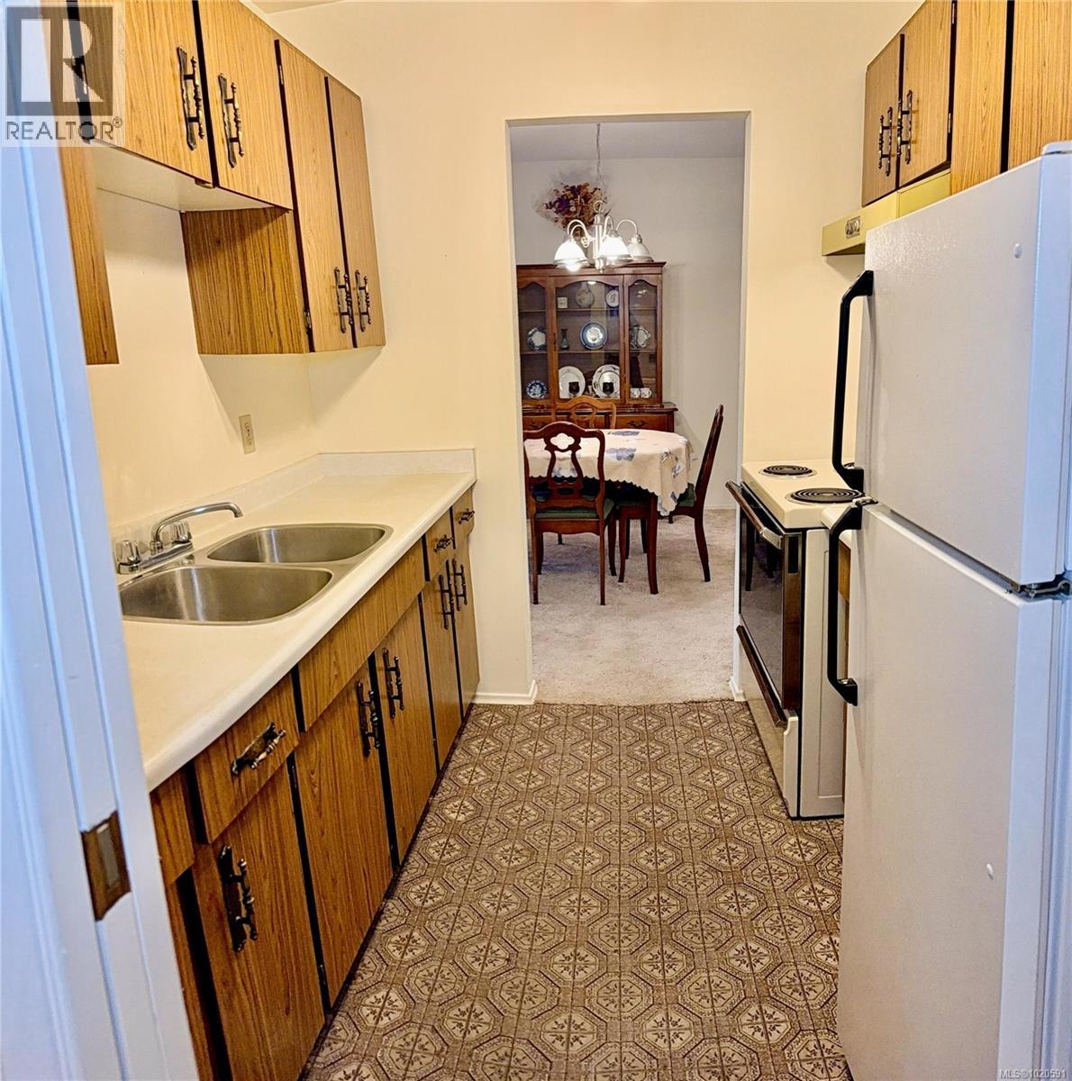 403 1115 Rockland Avenue, Victoria