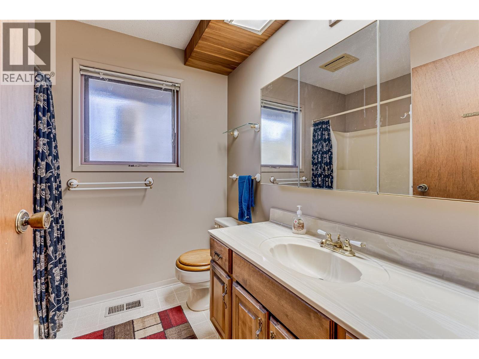 14114 Juniper Drive, Coldstream