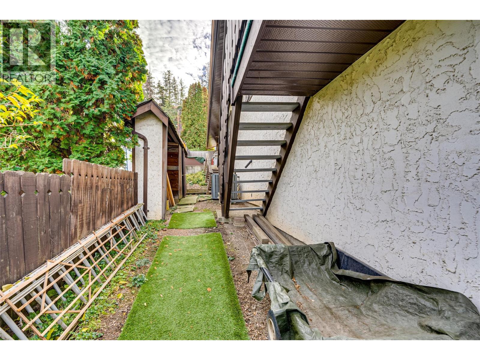 14114 Juniper Drive, Coldstream