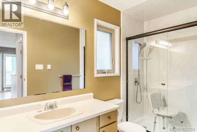 2 240 Higson Cres, Qualicum Beach