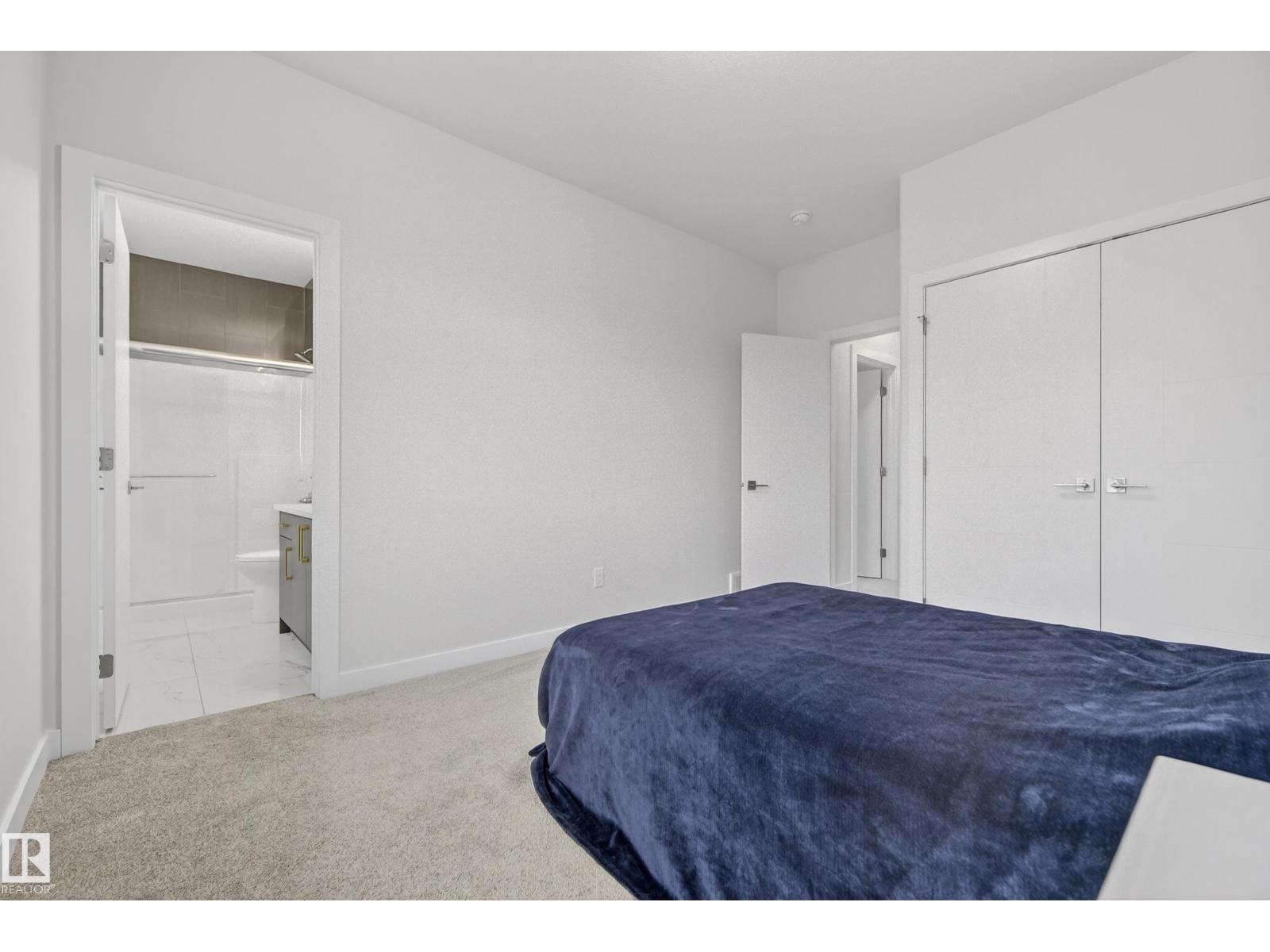 1104 152 AV NW, Edmonton