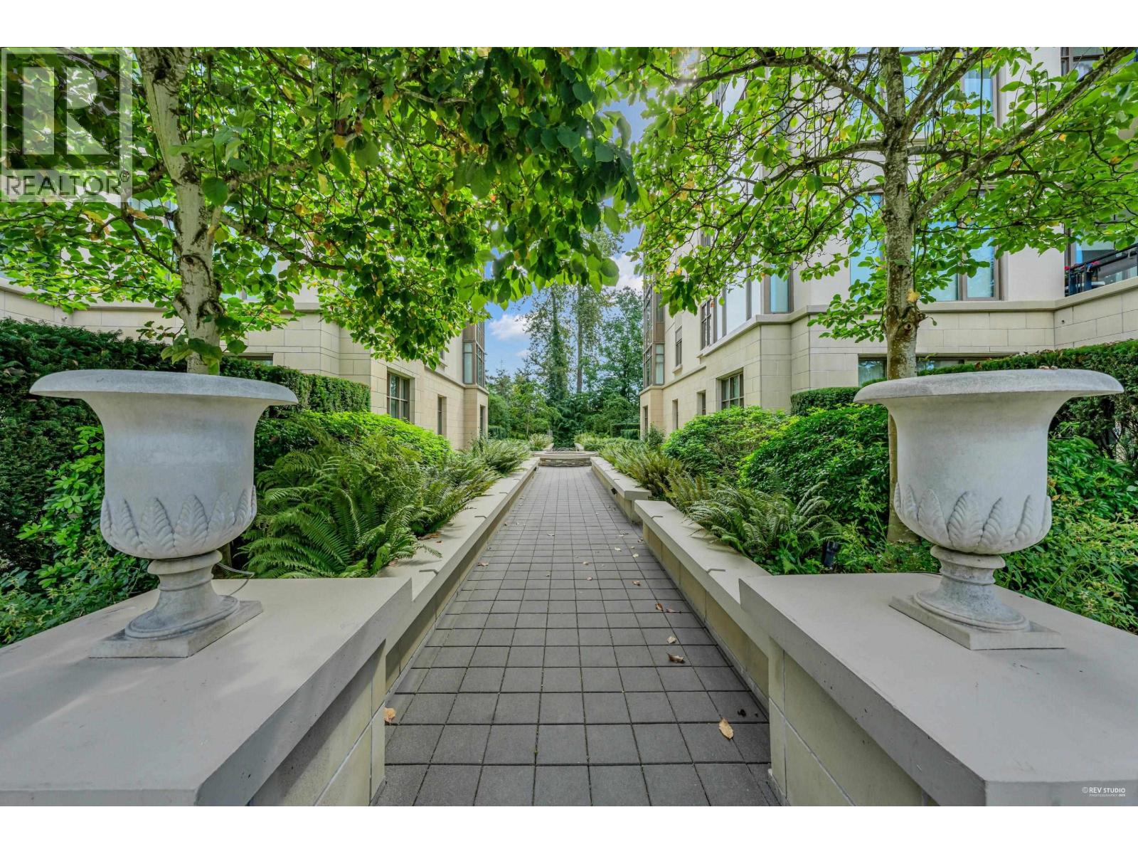 202 533 WATERS EDGE CRESCENT, West Vancouver