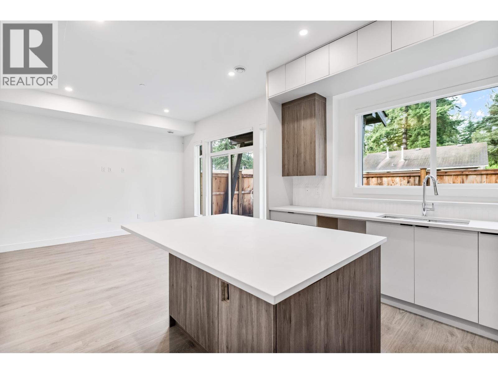 27 23697 FERN CRESCENT, Maple Ridge