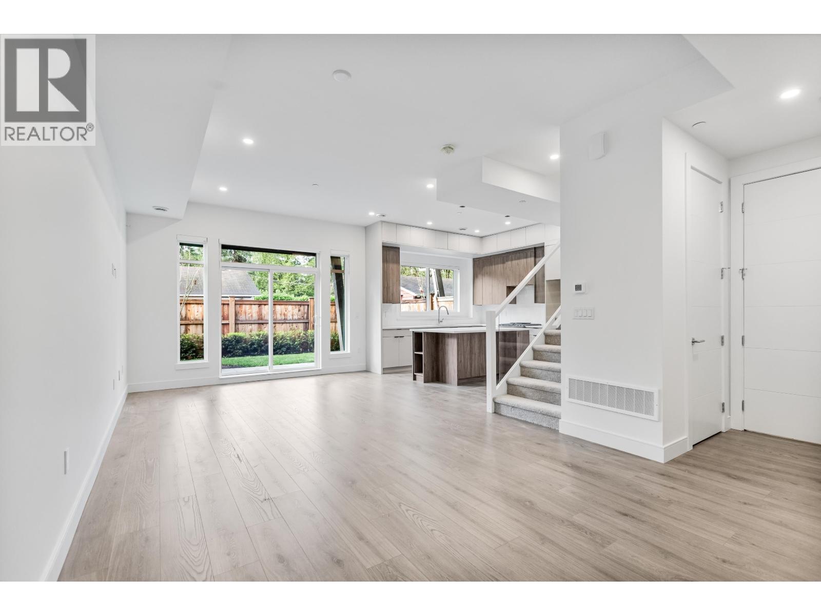 27 23697 FERN CRESCENT, Maple Ridge