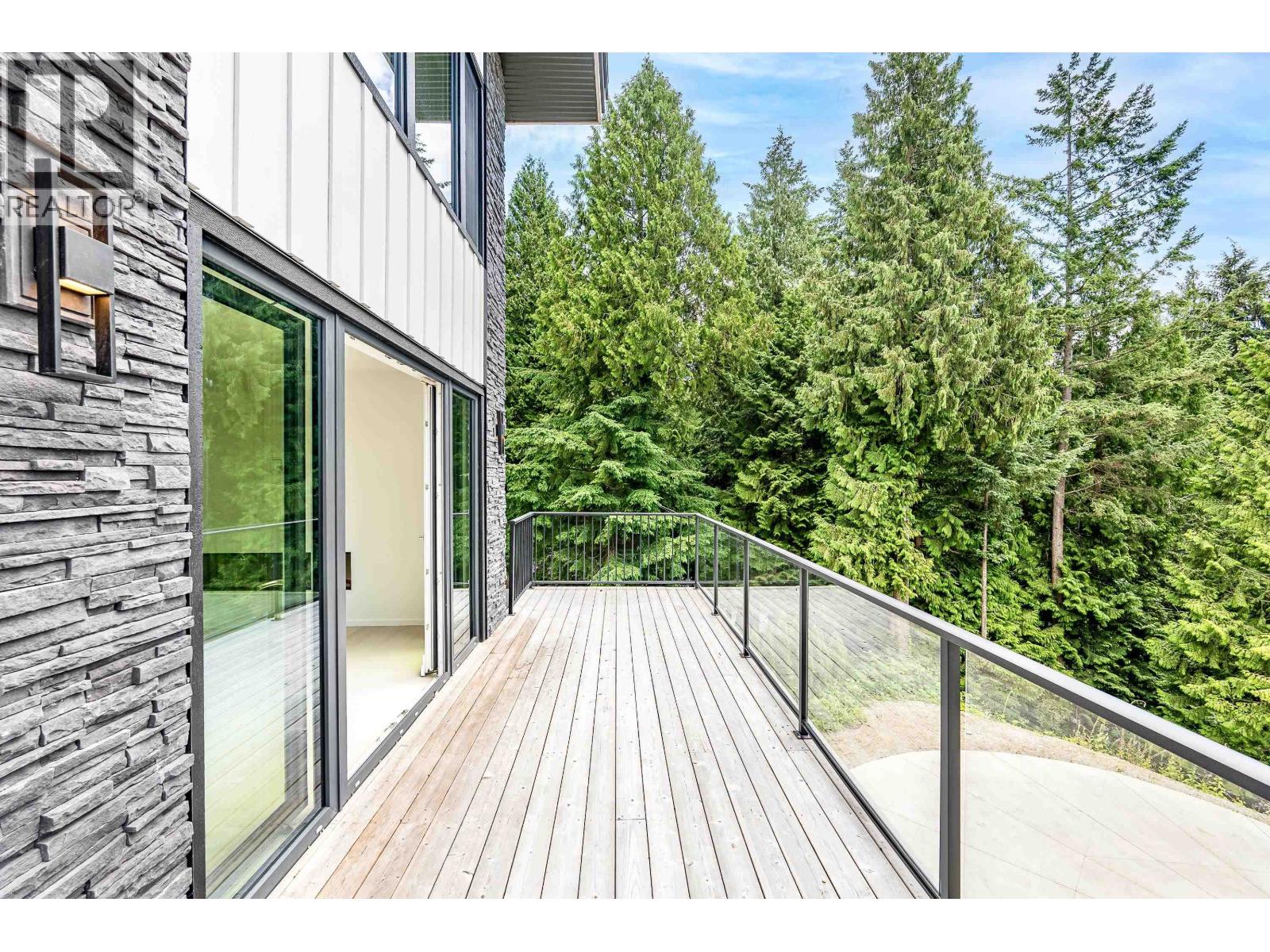 971 MARINE DRIVE, Gibsons