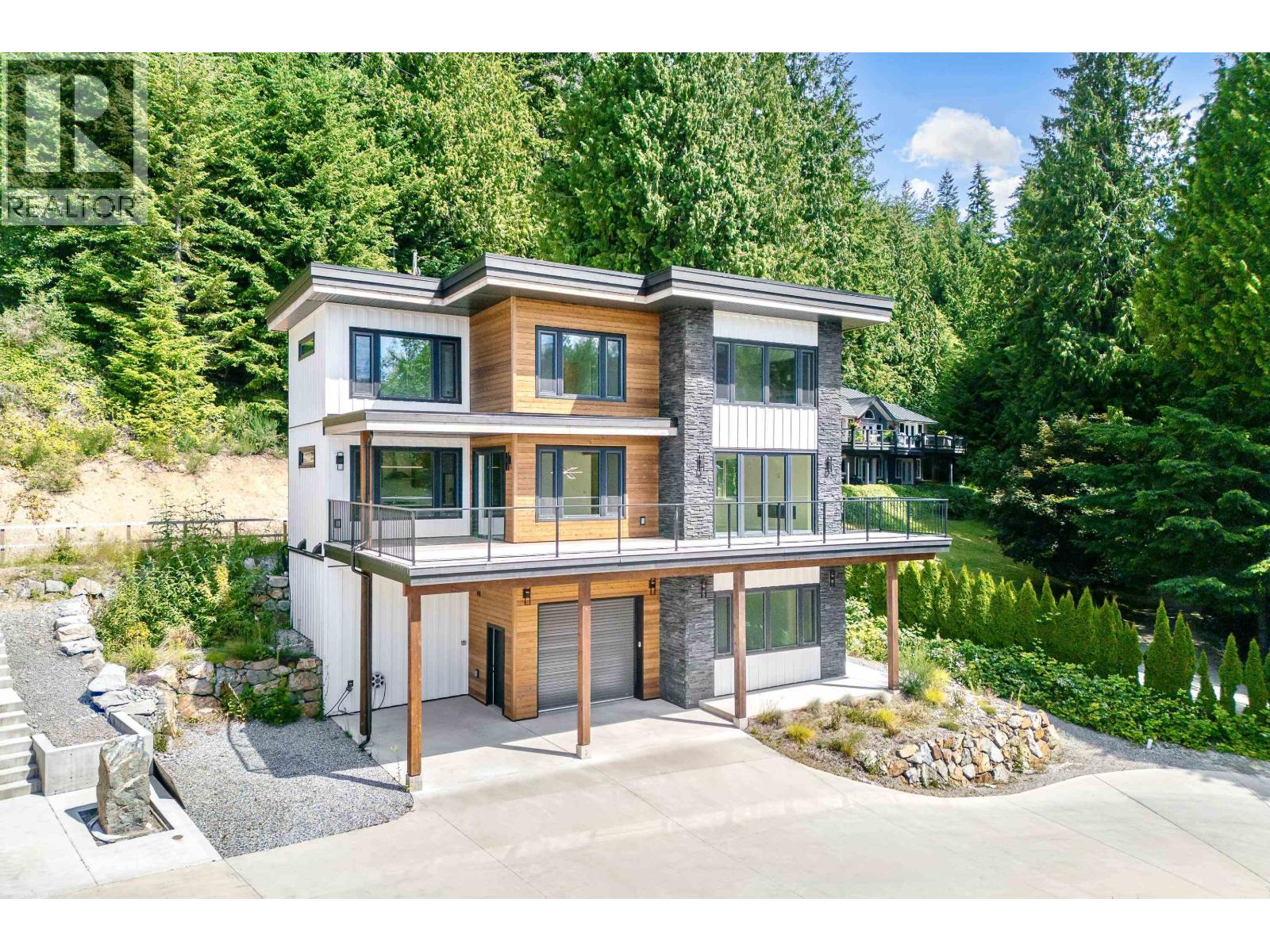 971 MARINE DRIVE, Gibsons