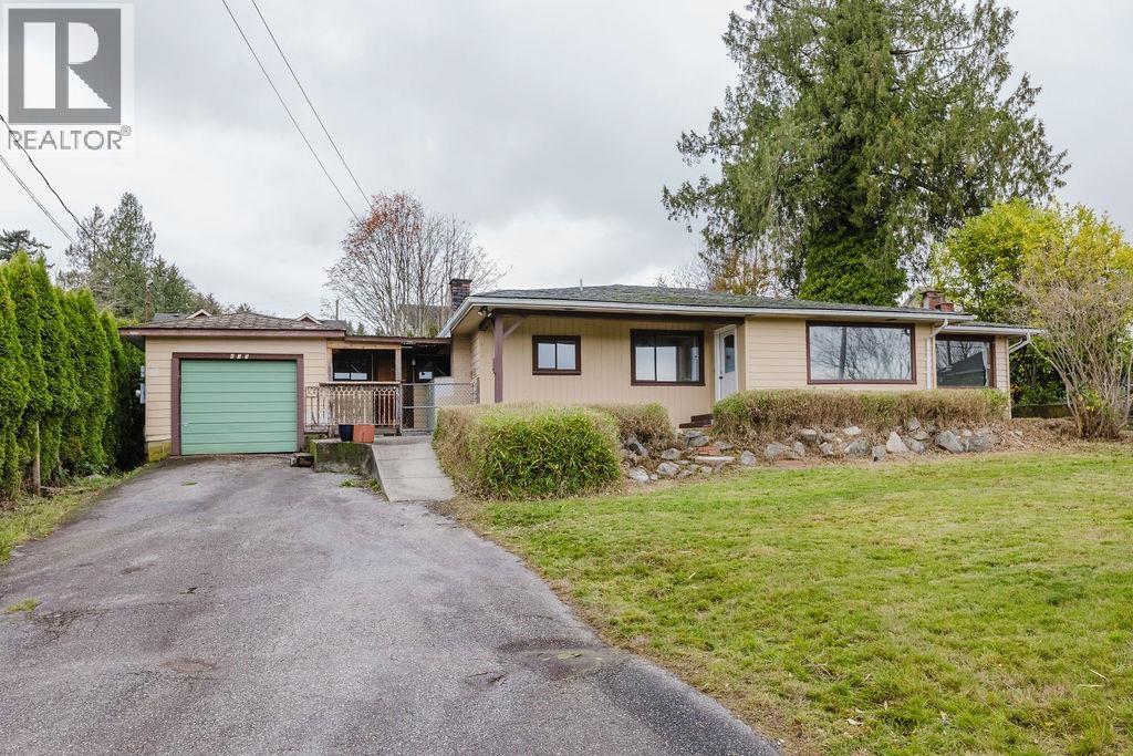 635 MARTIN ROAD, Gibsons