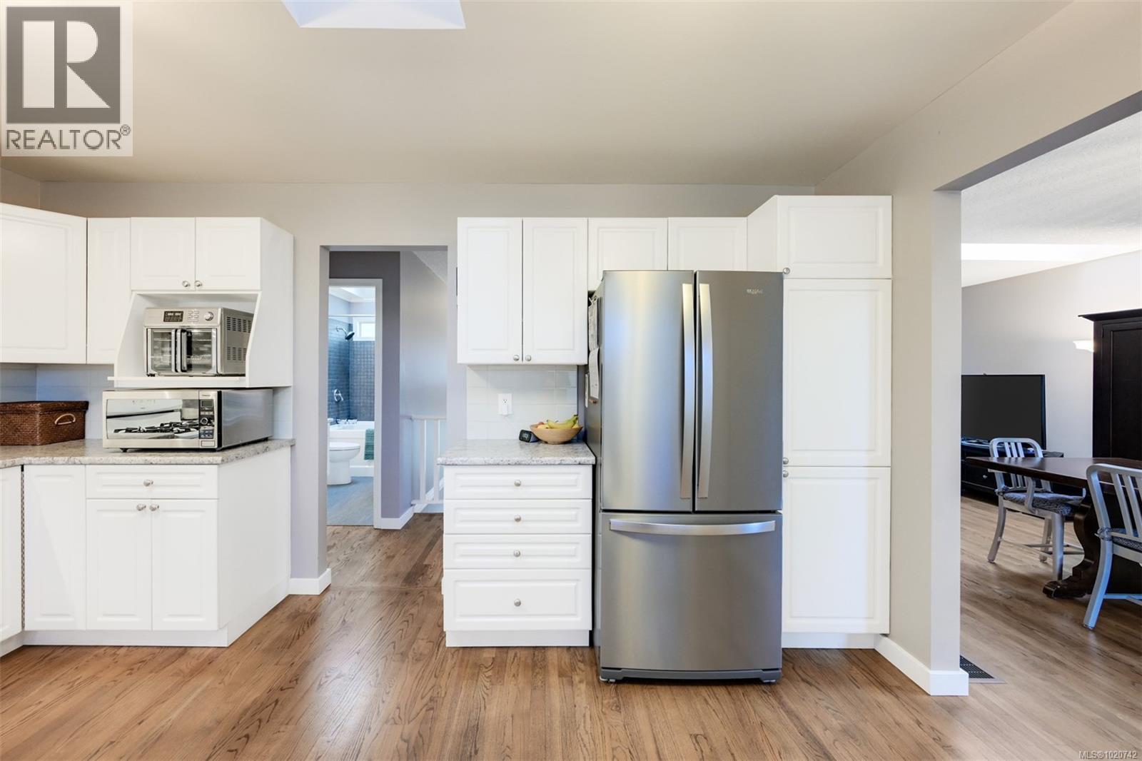 2211 Forbes St, Victoria